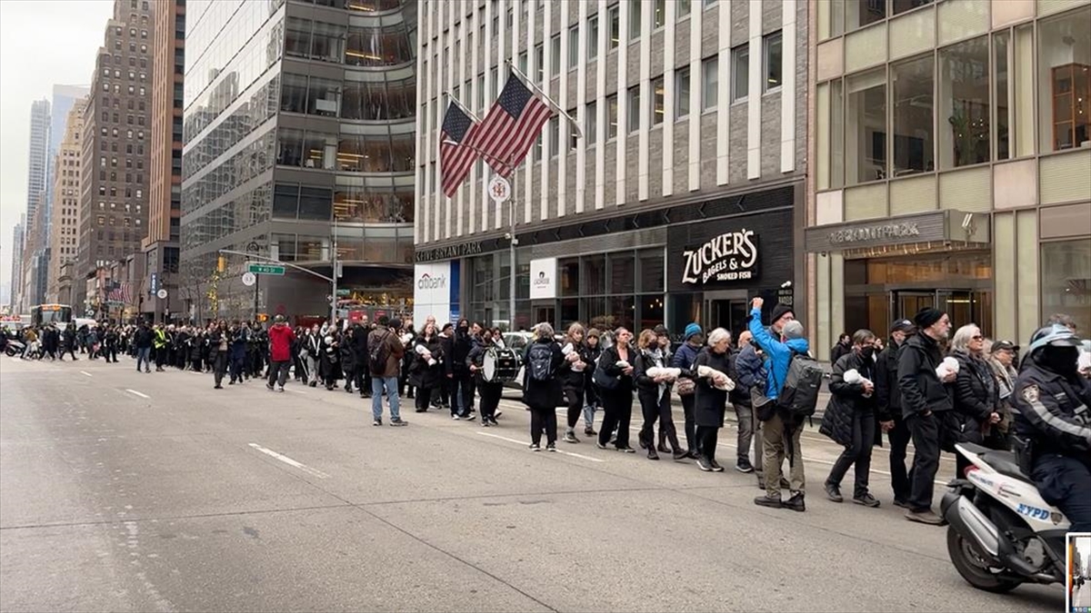 New York'ta Gazze'de katledilen çocuklar için harekete geçtiler