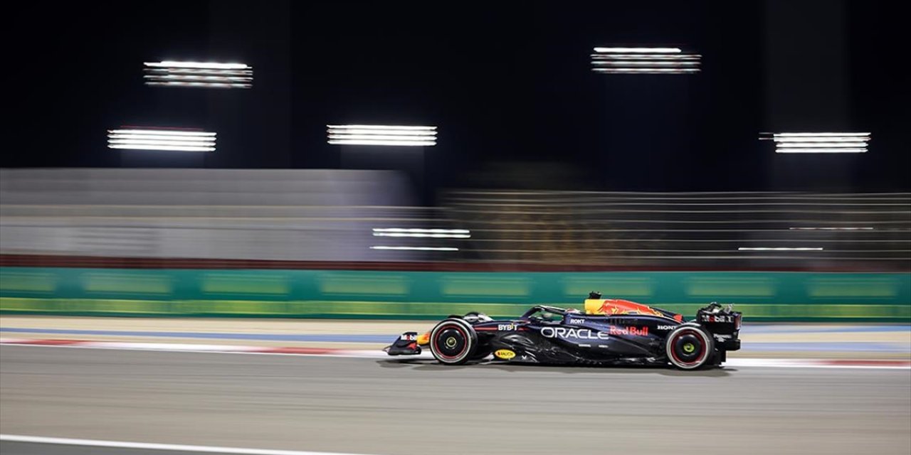 Formula 1 Dünya Şampiyonası'nda Sezonun İlk Yarışını Max Verstappen Kazandı
