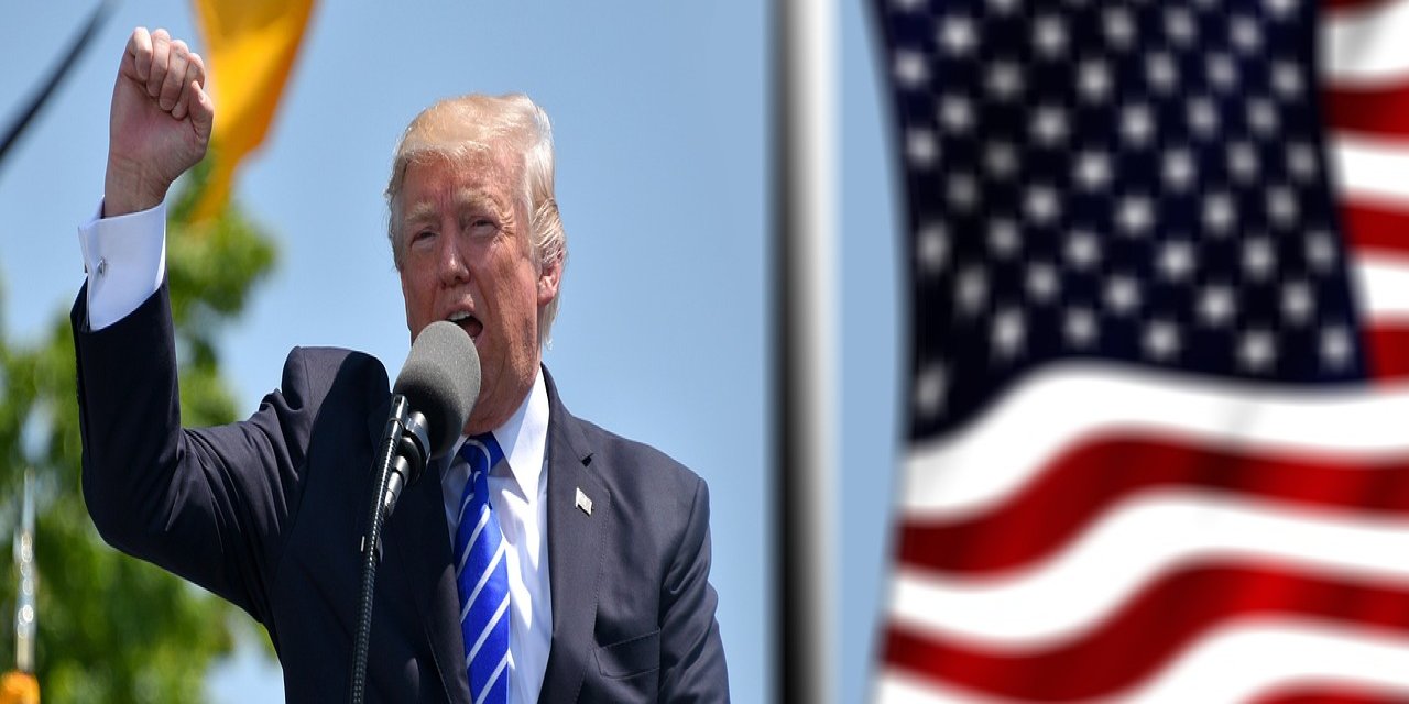 Trump'tan Putin Diyaloğu: "Melania'ya Daha Çok Saygı Duyuyorlar"
