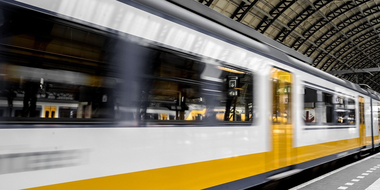 Hamburg Merkez Tren İstasyonu'nda saldırı! 12 Yaralı, 3'ünün durumu ağır