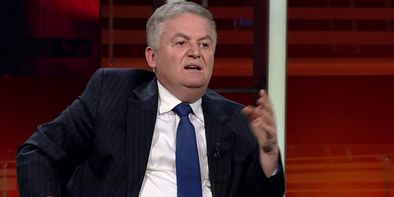 Ahmet Zeki Üçok emekli askerlerin orduevlerine girişi yasaklanınca ateş püskürdü