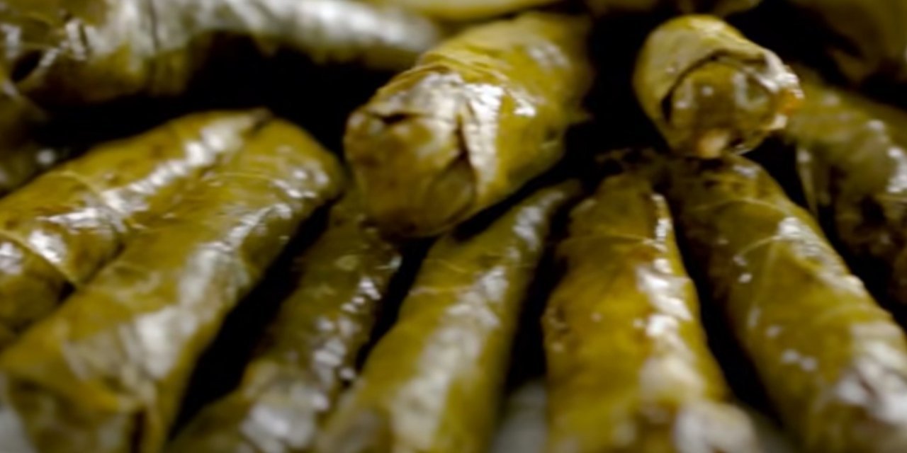 “Yaprak Sarmam Güzel Olmuyor” Diyenlere: Ustanın Sırlarıyla Tam Ölçülü Tarif!