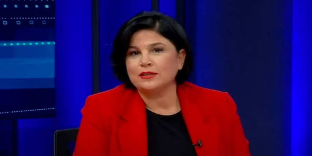 Sözcü TV sunucusu İpek Özbey : 'Haber yaptığımız için cezalandırılıyoruz'