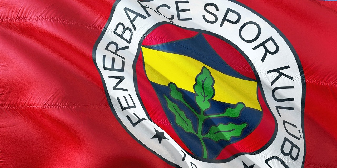 Fenerbahçe bir günde 5 transfer birden yaptı