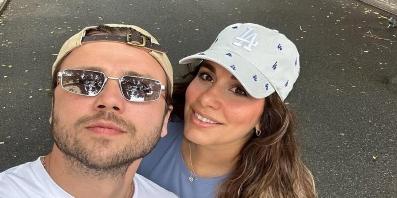 Tolga Sarıtaş ve Zeynep Mayruk’un bebekleri oldu. İsmini de paylaştılar