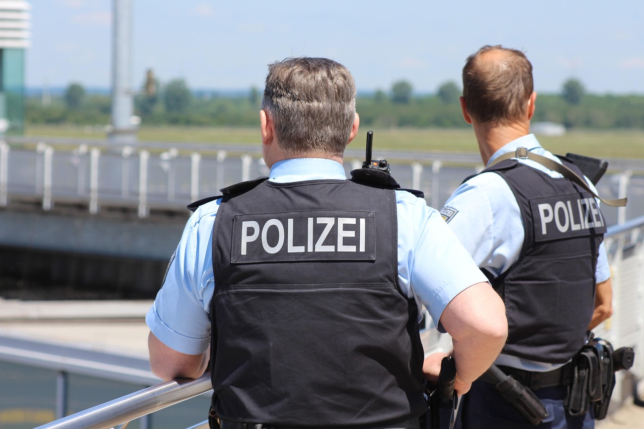 Lüksemburg’dan Almanya’ya sert çıkış: “Schengen’e zarar veriyorsunuz!”