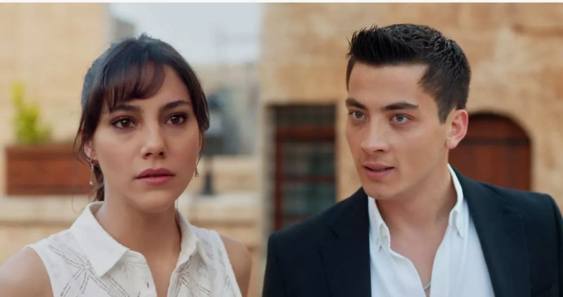 Dizi aşkı gerçek oldu! Uzak Şehir'in Zerrin'i Dilin Döğer'den beklenmedik itiraf