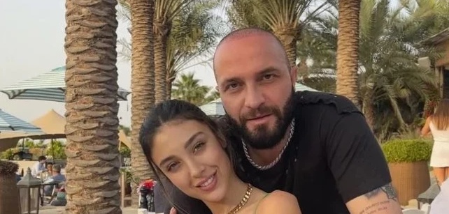 Ünlü şarkıcı Berkay müjdeyi verdi! Bebeği olacak