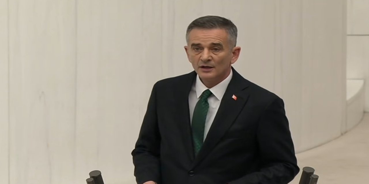 CHP'de sandalye sayısı düştü! Ümit Dikbayır istifa etti: ''Atatürk'ün partisi rövanş sahnesi olamaz''
