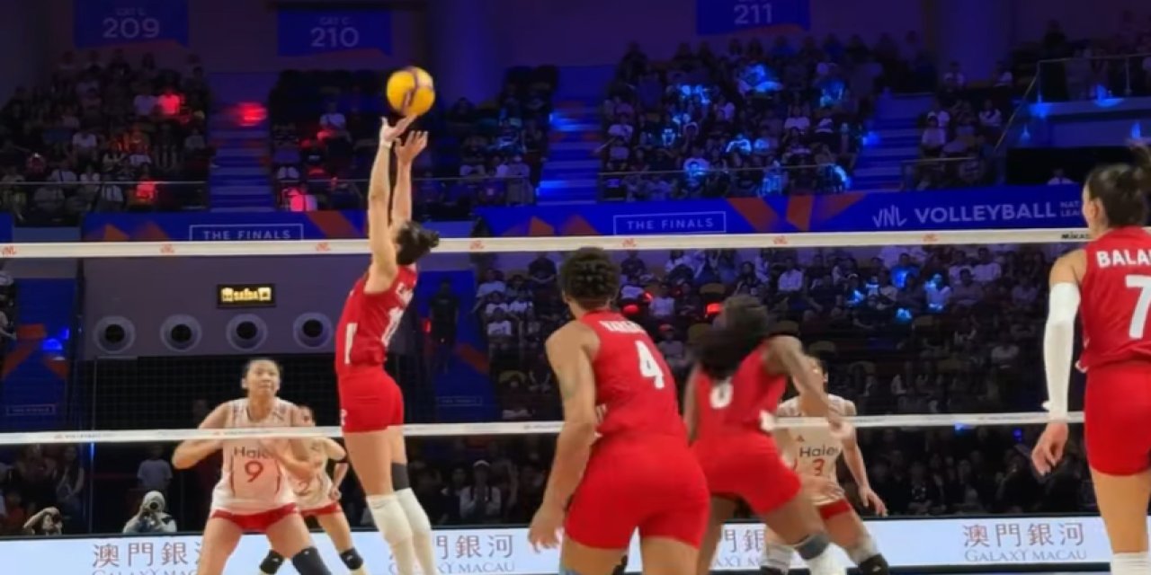 Filenin Sultanları, Çin'i set vermeden devirdi: FIVB Milletler Ligi finalinde Brezilya'nın rakibi oldu