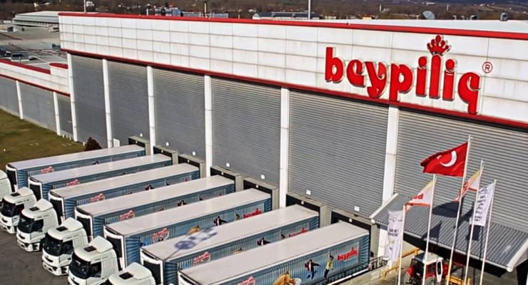 Bolu'daki Beypiliç kesimhanesinde ilaçlamadan dolayı 34 işçi zehirlendi