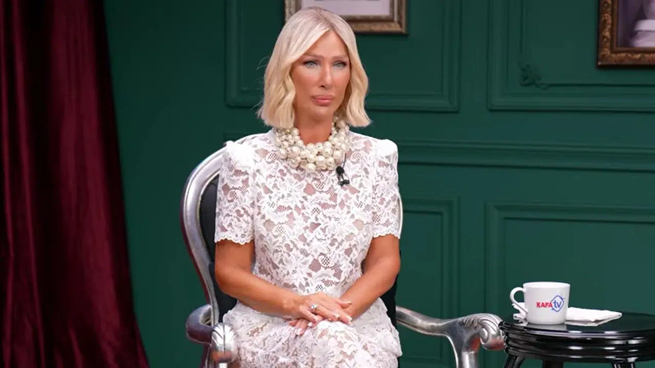 Pahalılığa sitem eden  Seda Sayan: 'Çakma çanta kullanıyorum'