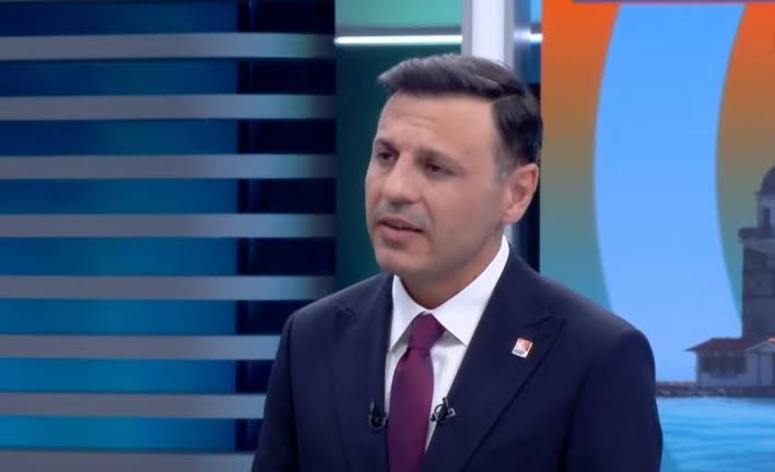 Özgür Çelik Yeni Parti ile yeniden sahalara dönüyor! İstanbul'daki adres duyuruldu