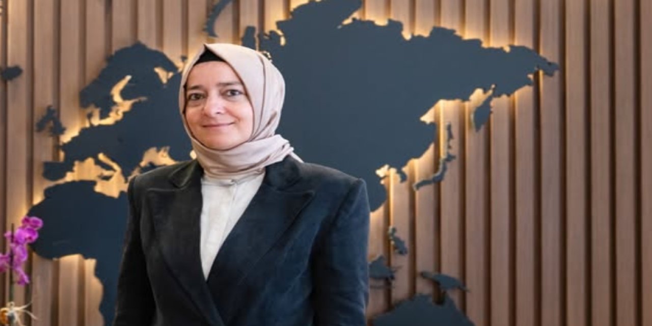 Siyasette 'fon' depremi: AKP'li Fatma Betül Sayan Kaya istifa etti