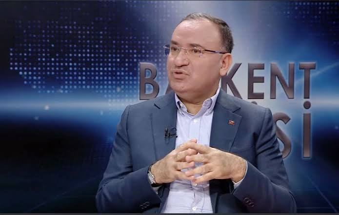 Bekir Bozdağ TBMM Başkanvekilliği görevinden istifa etti