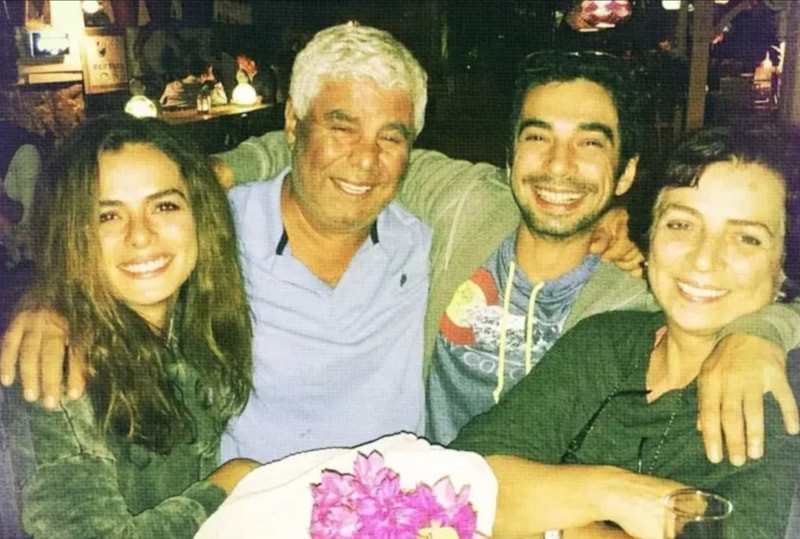Özge Özpirinçci'nin baba acısı
