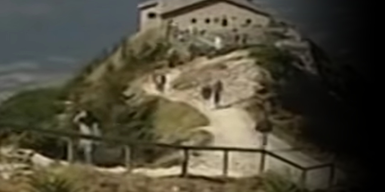 Adolf Hitler’in dağ evi yandı : Yangınla ilgili bir gözaltı