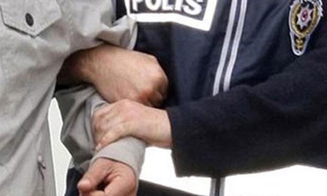 Eskişehir'de Polis Tacizciyi Çatıda Yakaladı