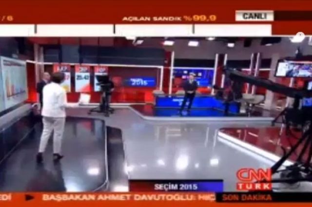 Ahmet Hakan'dan Şirin Payzın'a: AK Şirin olmuşsun