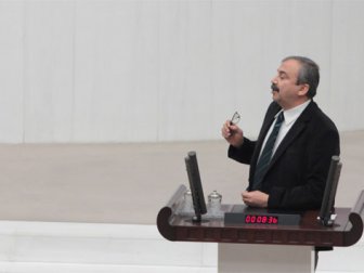 Meclis’te 24 Kasım gerilimi yaşandı!