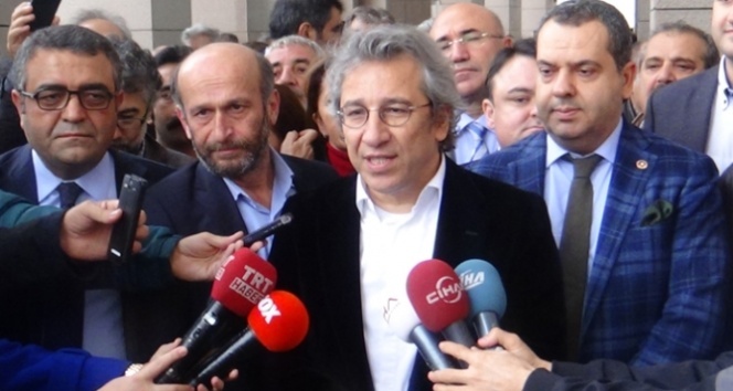 Can Dündar'a tutuklama talebi