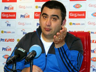 Ümit Özat’tan istifa sinyali