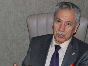 Arınç, mikrofonları geri çevirdi