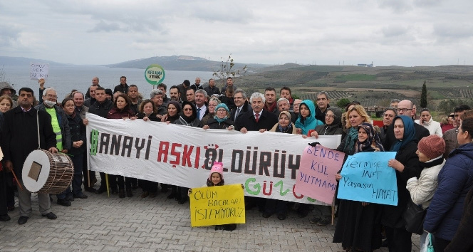 Termik santrale karşı davullu eylem