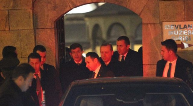 Erdoğan ve Davutoğlu Mevlana Müzesi’ni ziyaret etti