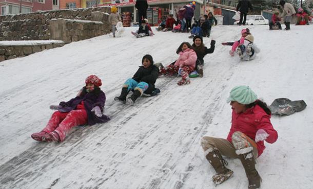 Okulların tatil edildiği iller