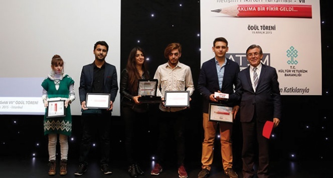 Korsanla mücadeleye İKÜ’lü gençlerin imzası