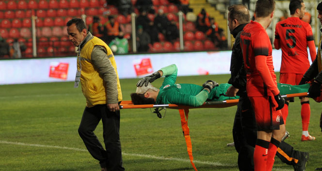 Galatasaray'da Cenk Gönen ŞOKU!