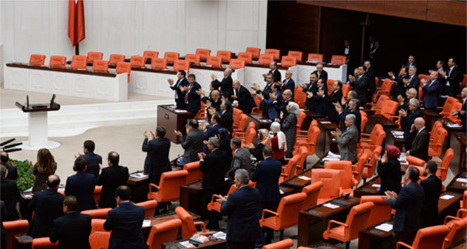 AK Parti’li ve MHP’lilerin ayakta alkışladığı konuşma