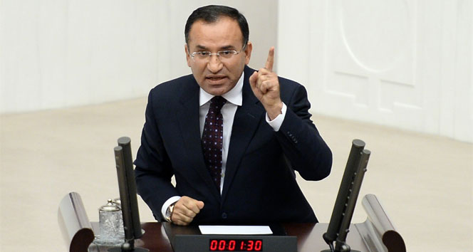 ‘PYD’nin terör örgütü olmadığını iddia edenler...'