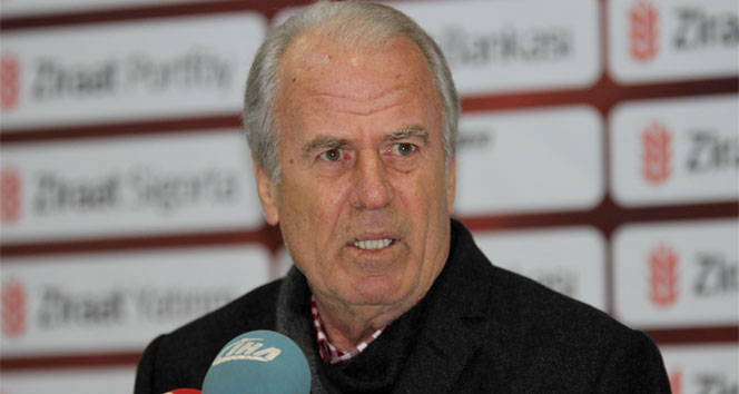 Galatasaray'da şok ! Mustafa Denizli istifasını ilan etti!