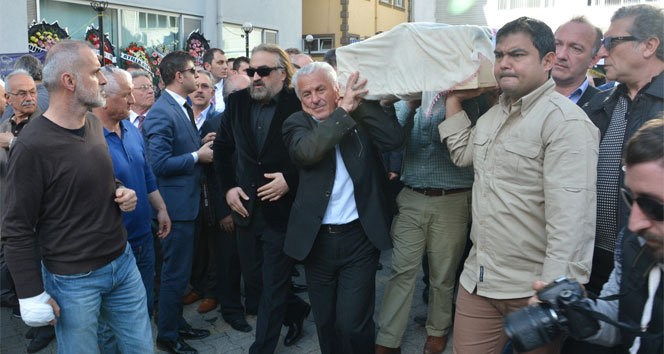 Volkan Konak'ın anne acısı