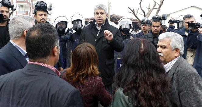 HDP'li vekile Polisten anlamlı tepki! Böyle bir günde...