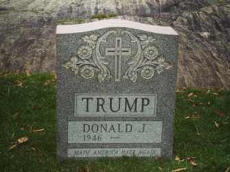 Trump’ı kızdıracak mezar taşı