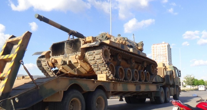 Kritik bölgelere tank sevkiyatı
