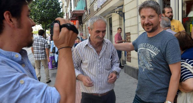 Banka memurunun 'dolandırılıyorsun' notuna inanmadı