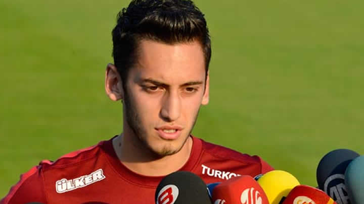 Hakan Çalhanoğlu'ndan İspanya yenilgisiyle ilgili şok itiraf
