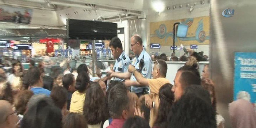 Yeşil ve gri pasaportlara sıkı takip!