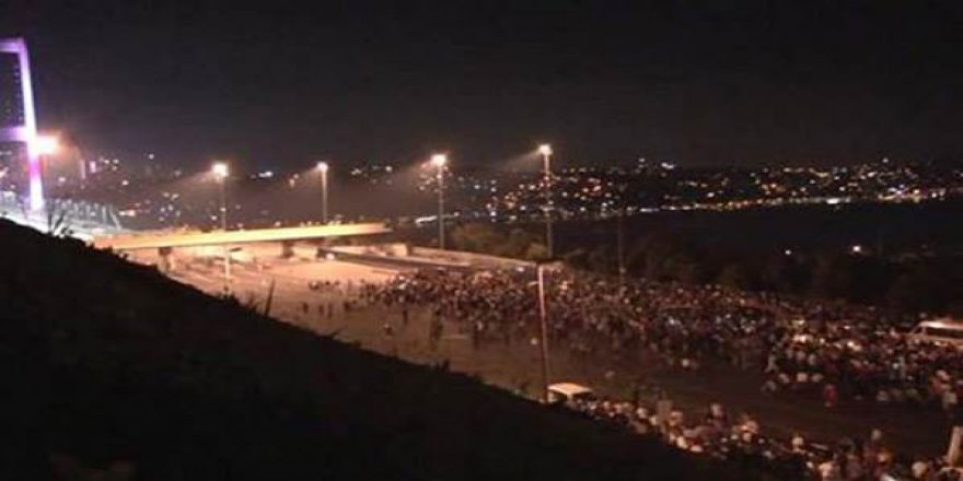 On binlerce kişi Boğaziçi Köprüsü'ne akın etti!