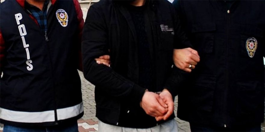 Cumhurbaşkanı'na hakaretten üç kişi tutuklandı