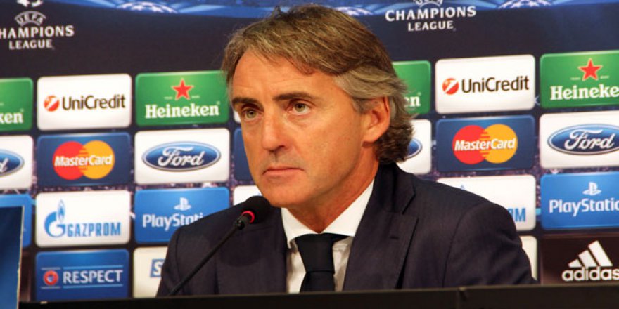 Roberto Mancini Inter'den kovuldu