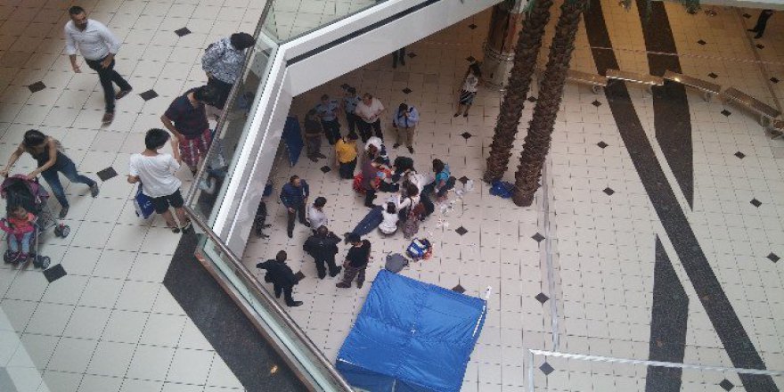 İstanbul'da ünlü bir Avm’de akıl almaz olay: 1 Ölü, 1 Yaralı