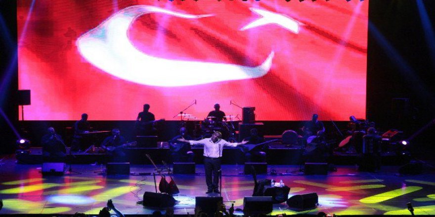 Yavuz Bingöl Expo 2016 Antalya’da Sahne Aldı
