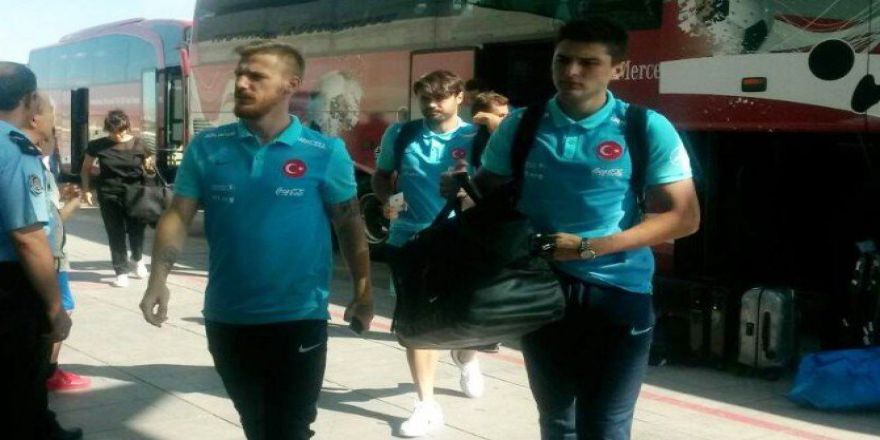 A Milli Takım, Antalya, Belek'te Kampa Girdi