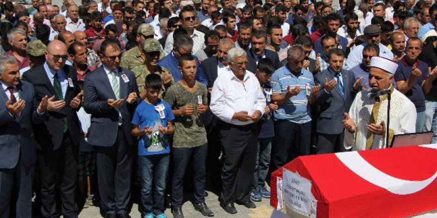 Şehit Ramazan Yılmaz Gözyaşlarıyla defnedildi