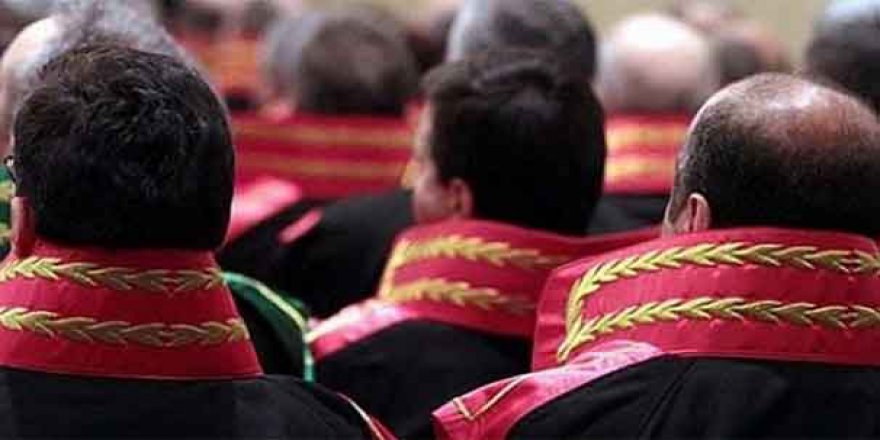 Kaçak savcılar FETÖ abisi çıktı